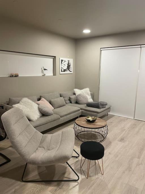 Beautiful Apartment Near Airport Njarthvik المظهر الخارجي الصورة